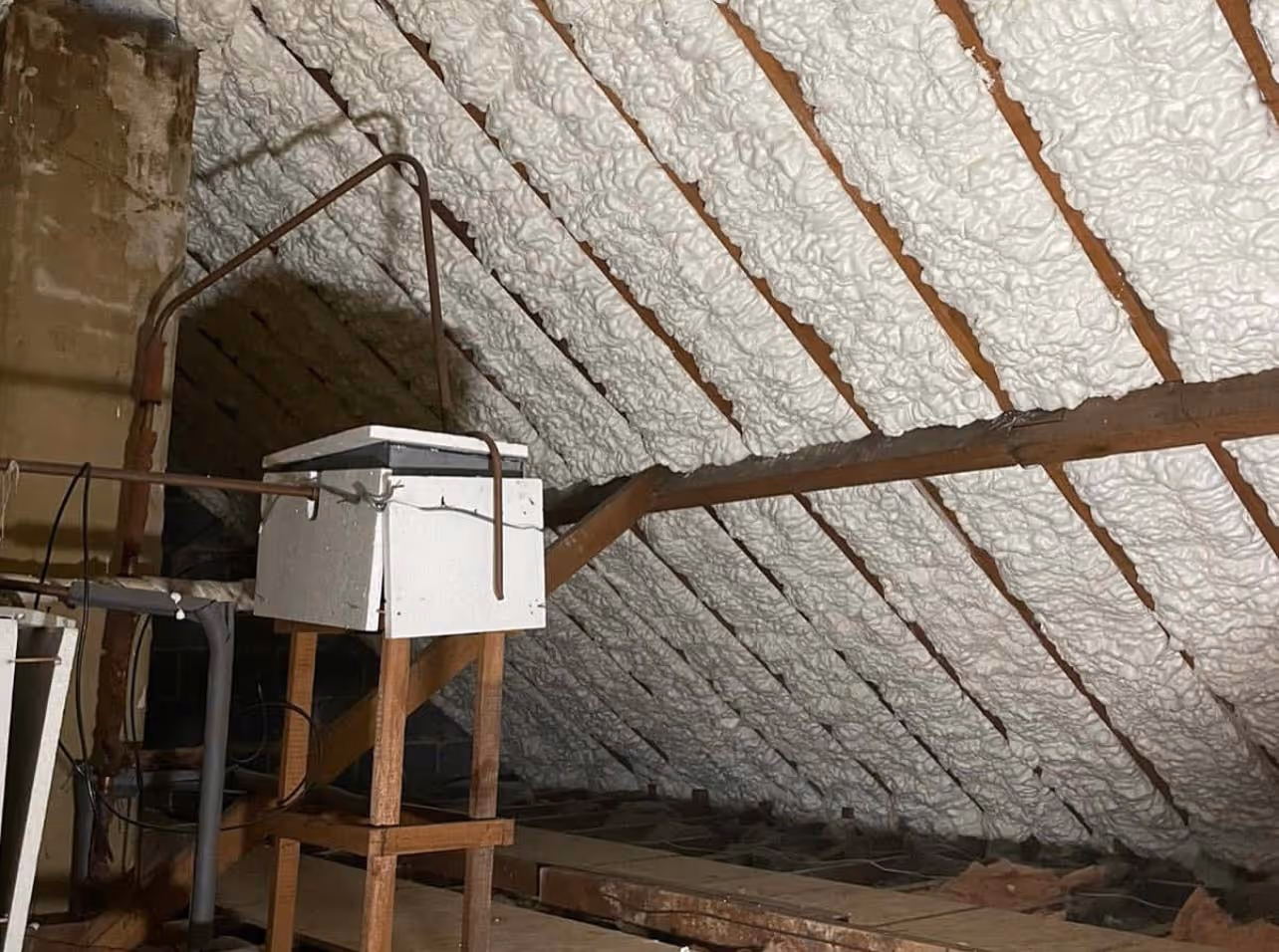 spray foam insulation without roof membrane