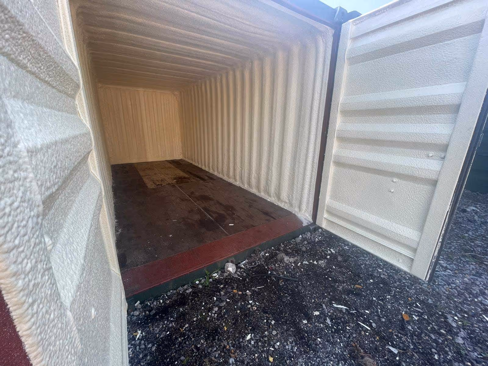 foam insulated shipping container