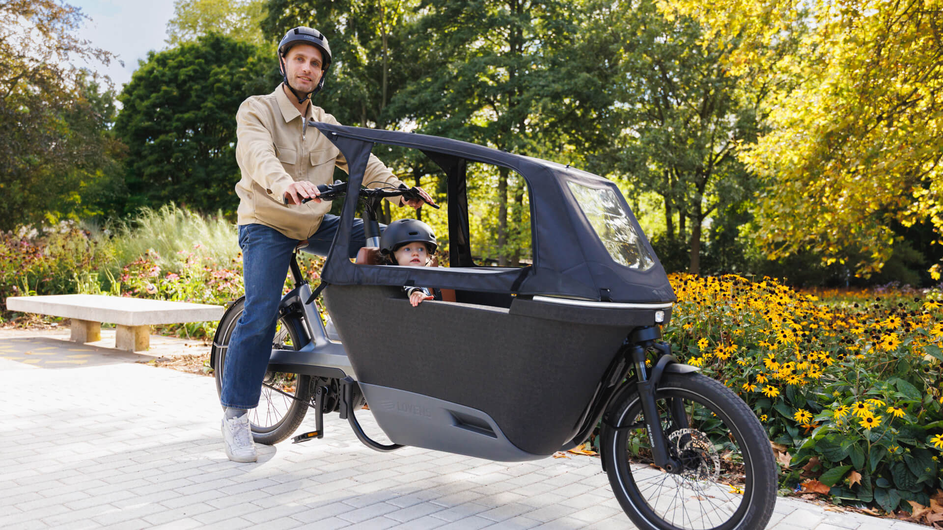 Lovens 2 Box mit Regenverdeck