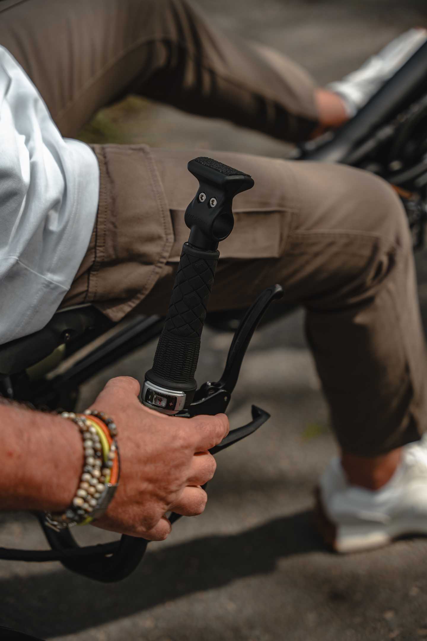 Bild von Hase Kettwiesel One Liegerad für Erwachsene klappbar.