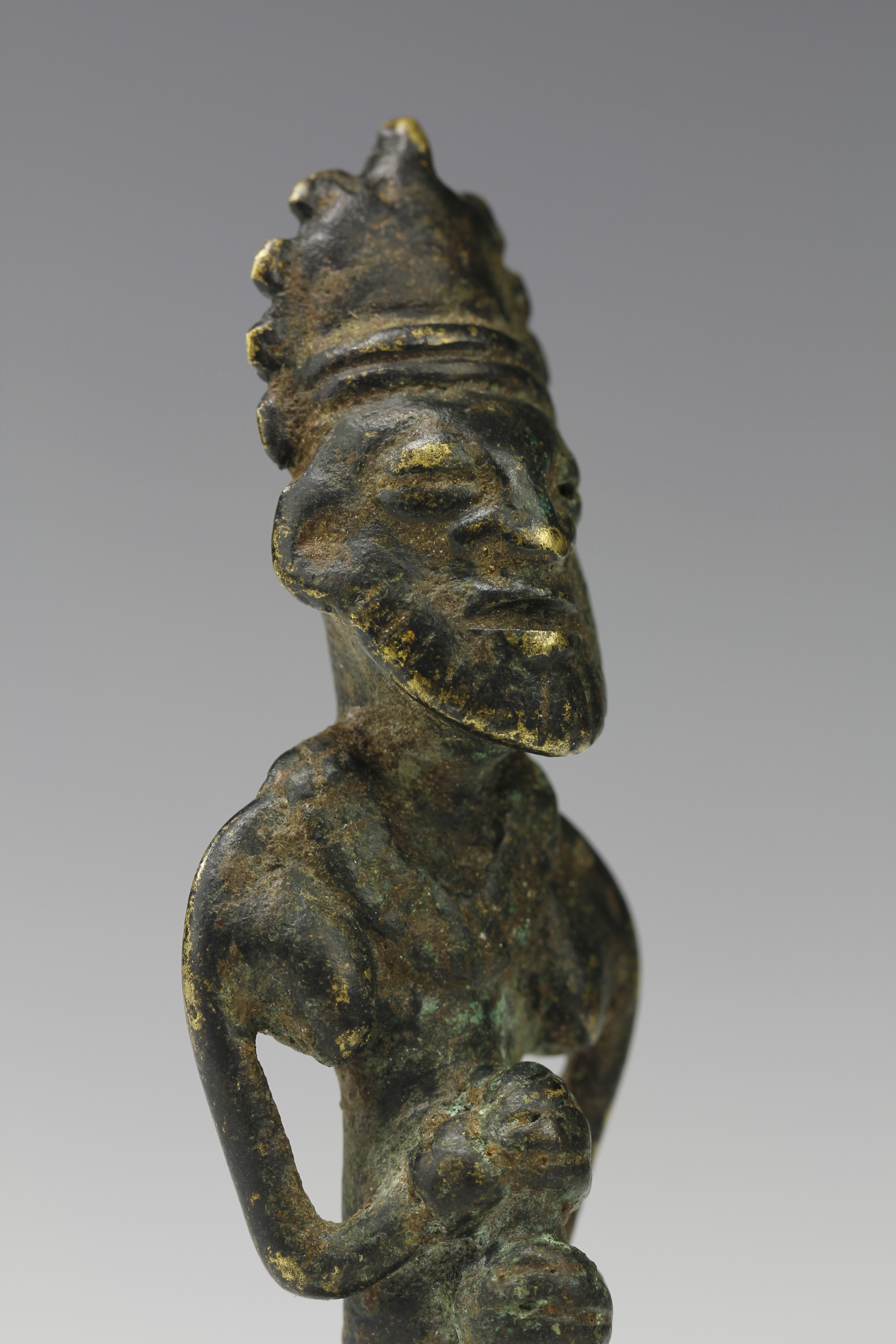 FINE MINIATURE BRONZE FIGURE. CAMEROON