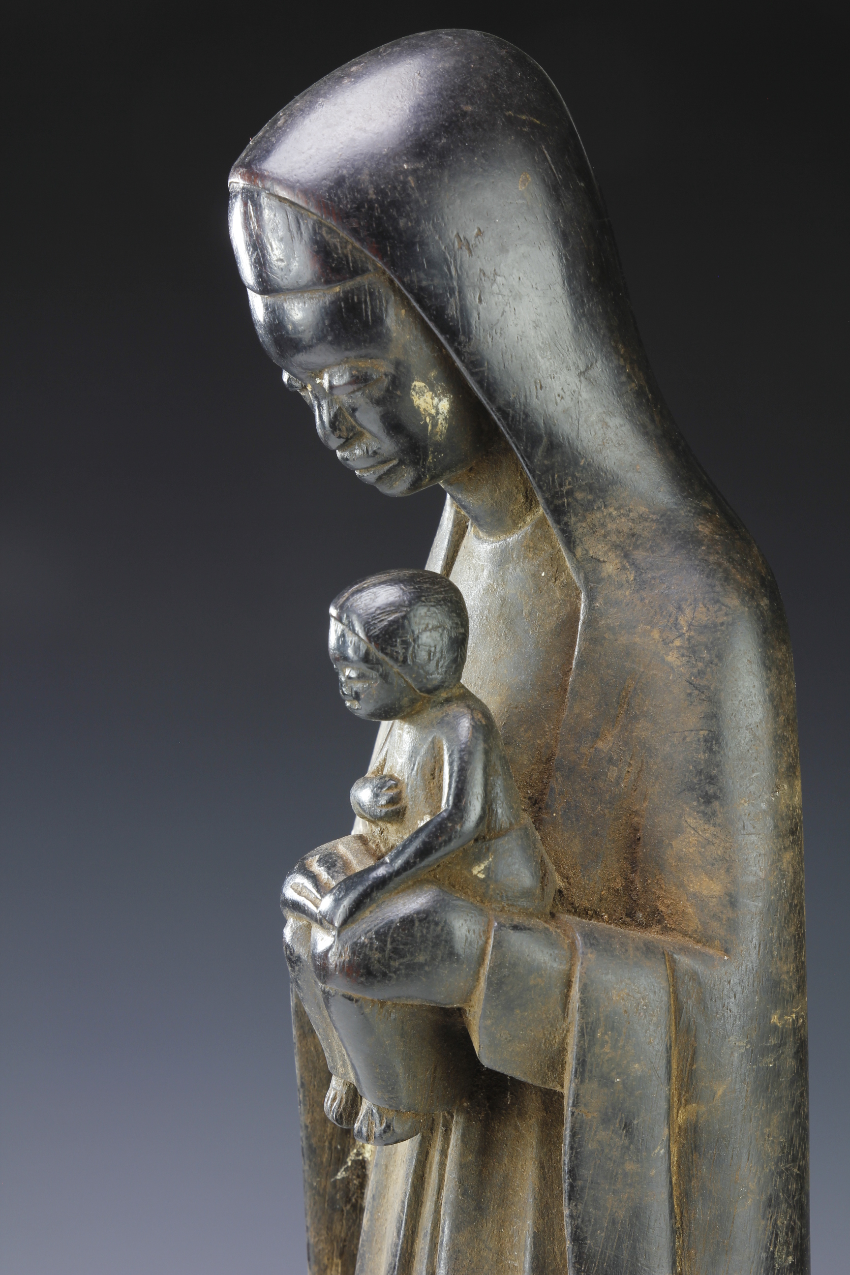 BEAUTIFUL AFRICAN MADONNA AND CHILD FIGURE. MAKONDE, TANZANIA/MOZAMBIQUE
