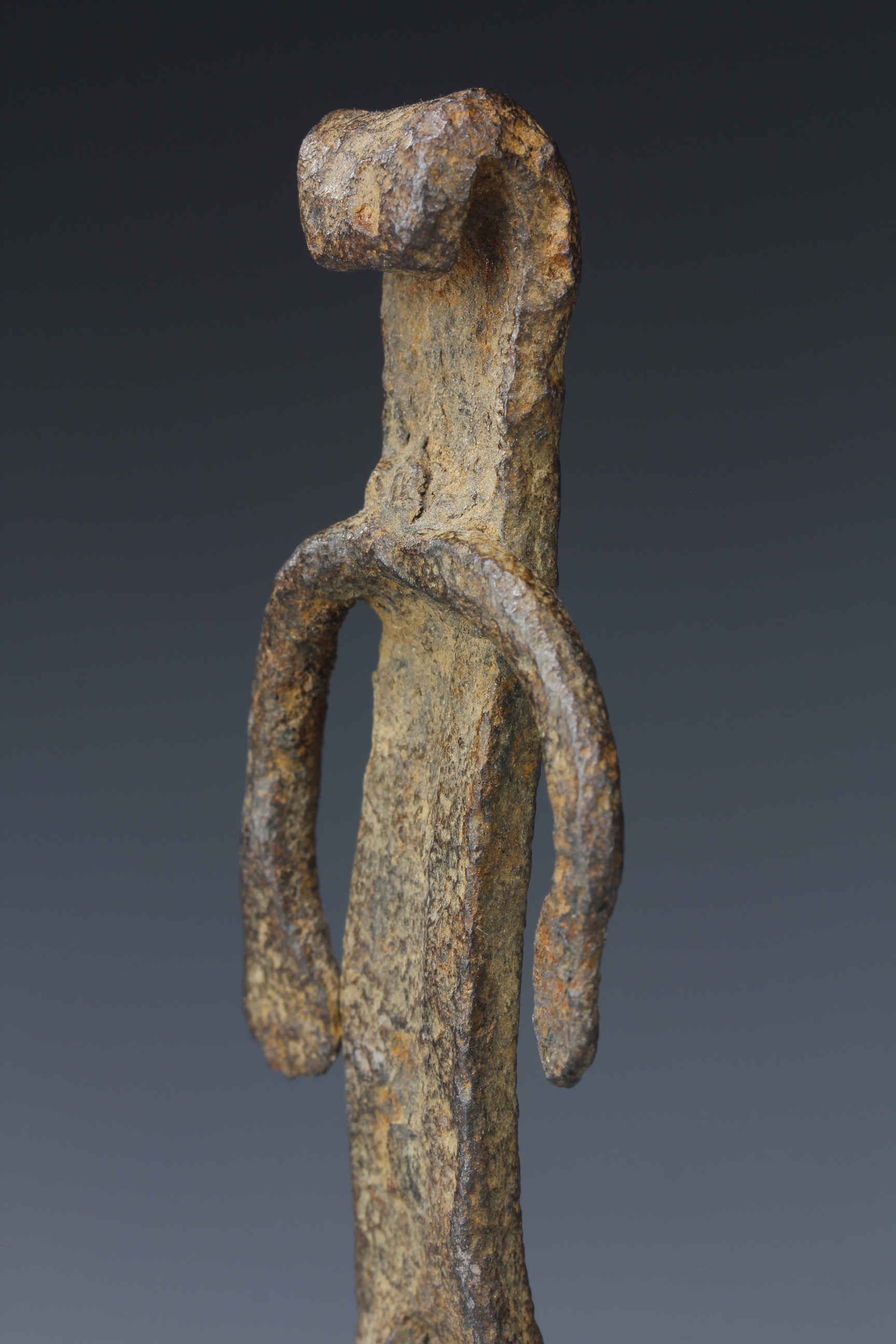 SMALL IRON DIVINATION/SHRINE FIGURE. BURKINA FASO 
