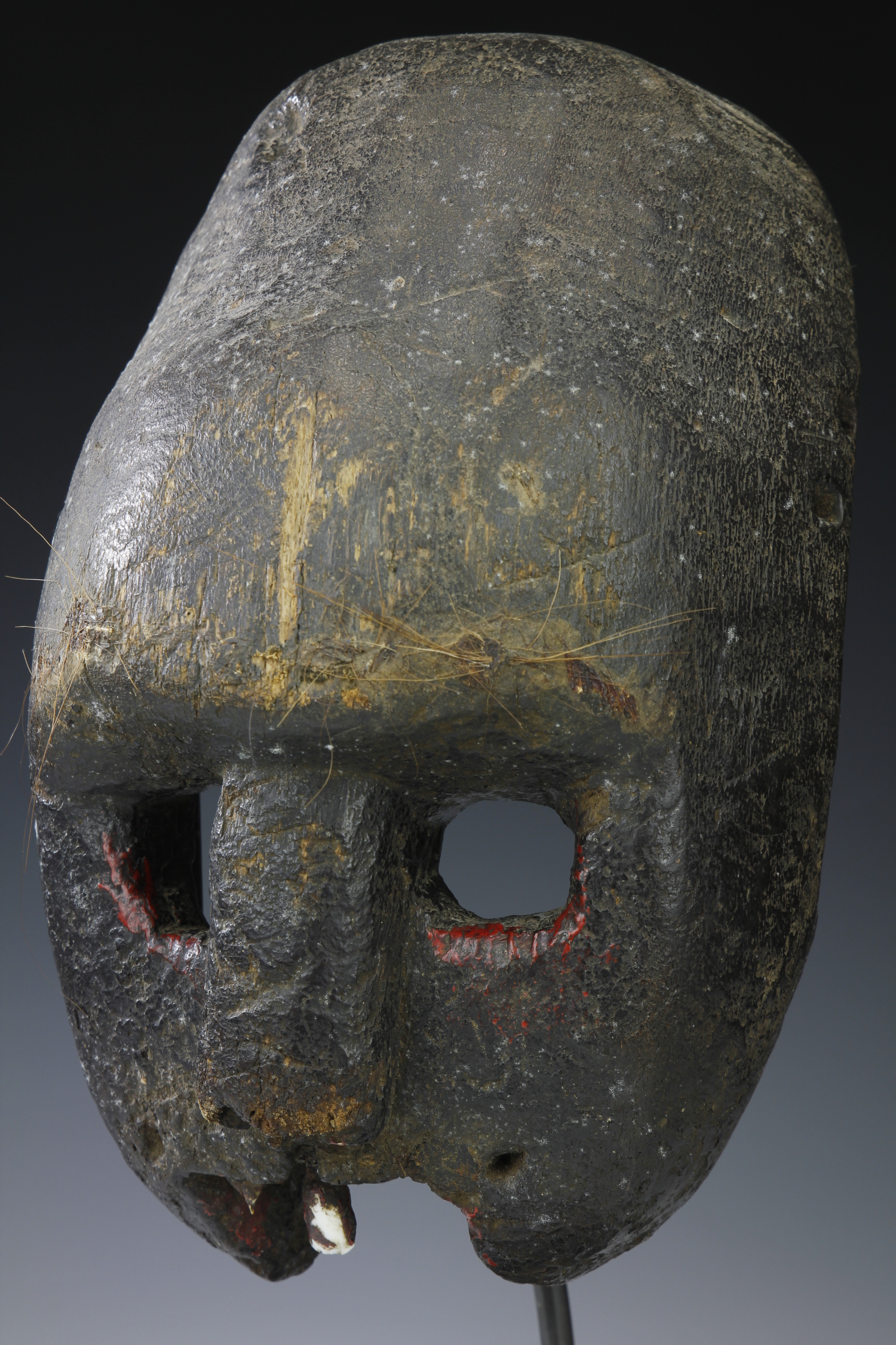 ANCIENT Mask with a Primal Expression. UNKNOWN CULTURE CULTURE, WESTERN TANZANIA/EASTERN DRC 