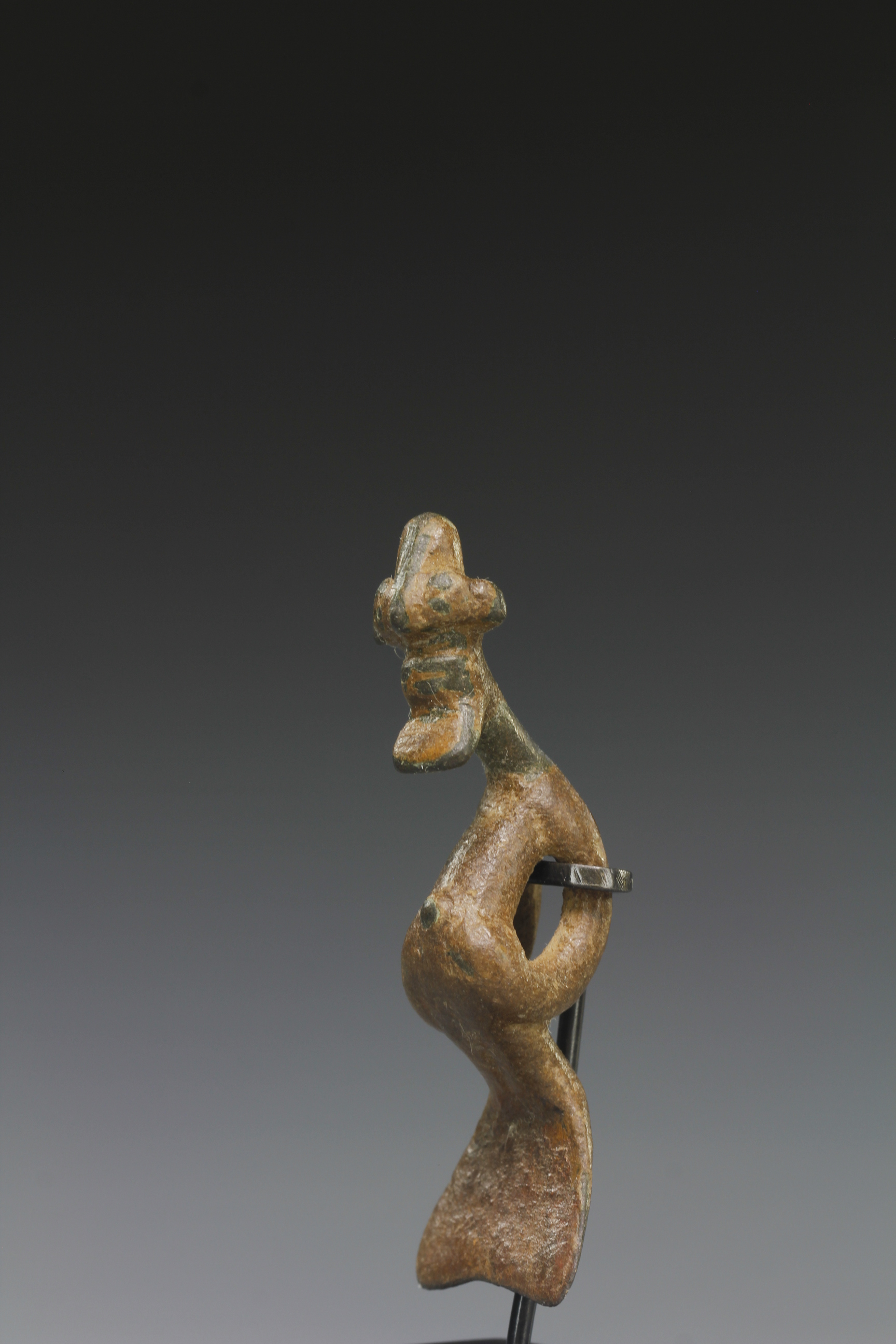 FINE MINIATURE AMULET. KULANGO, IVORY COAST