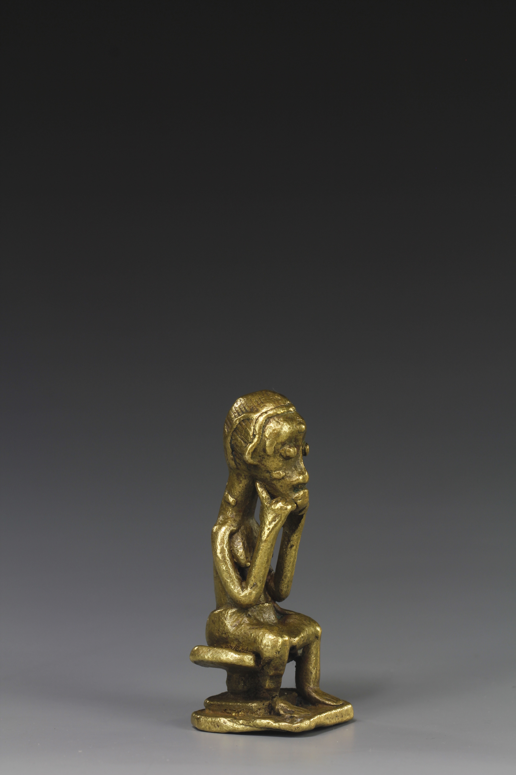 BEAUTIFUL MINIATURE FEMALE FIGURE. BAULE, IVORY COAST