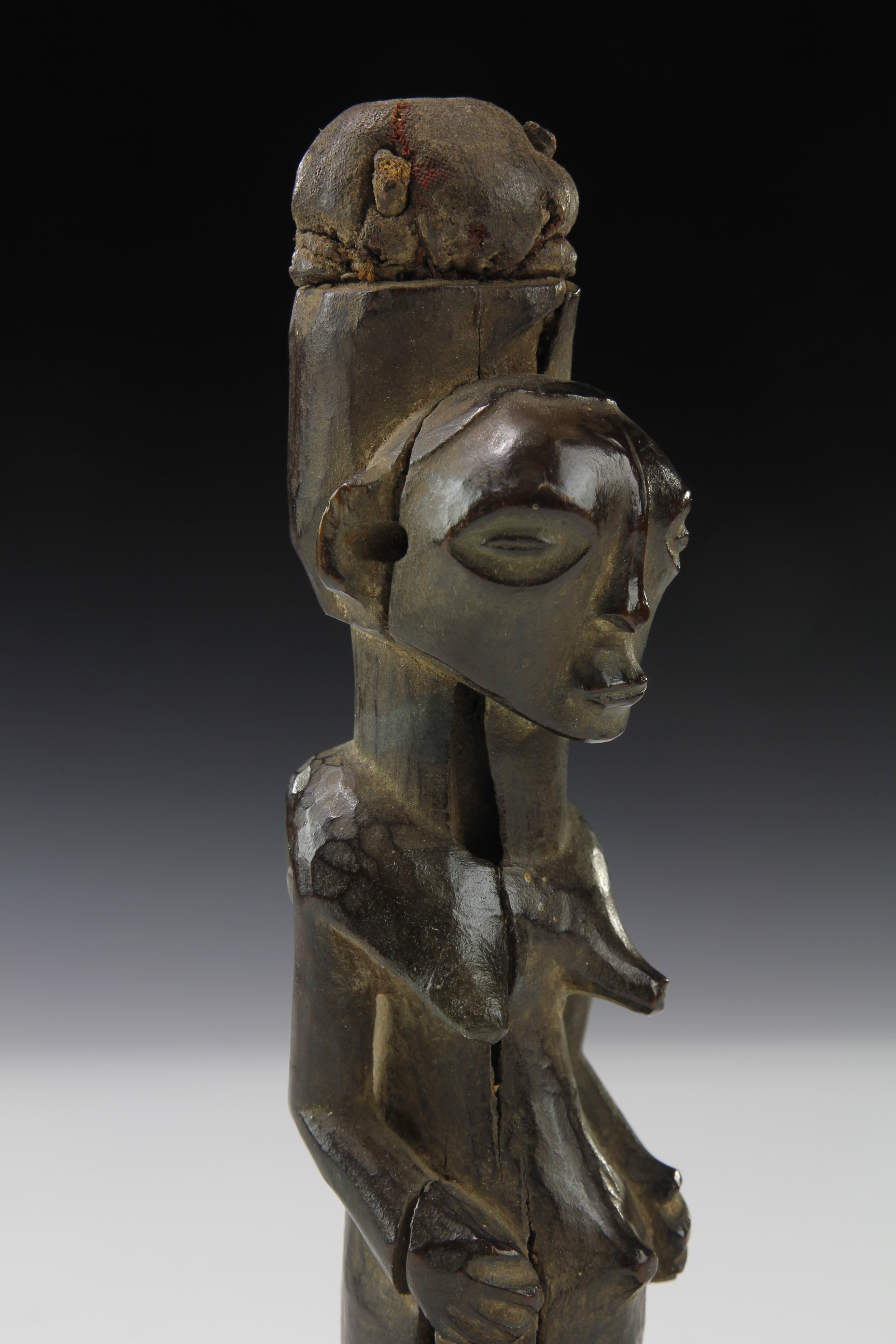 SMALL FEMALE FIGURE. KUSU, DRC