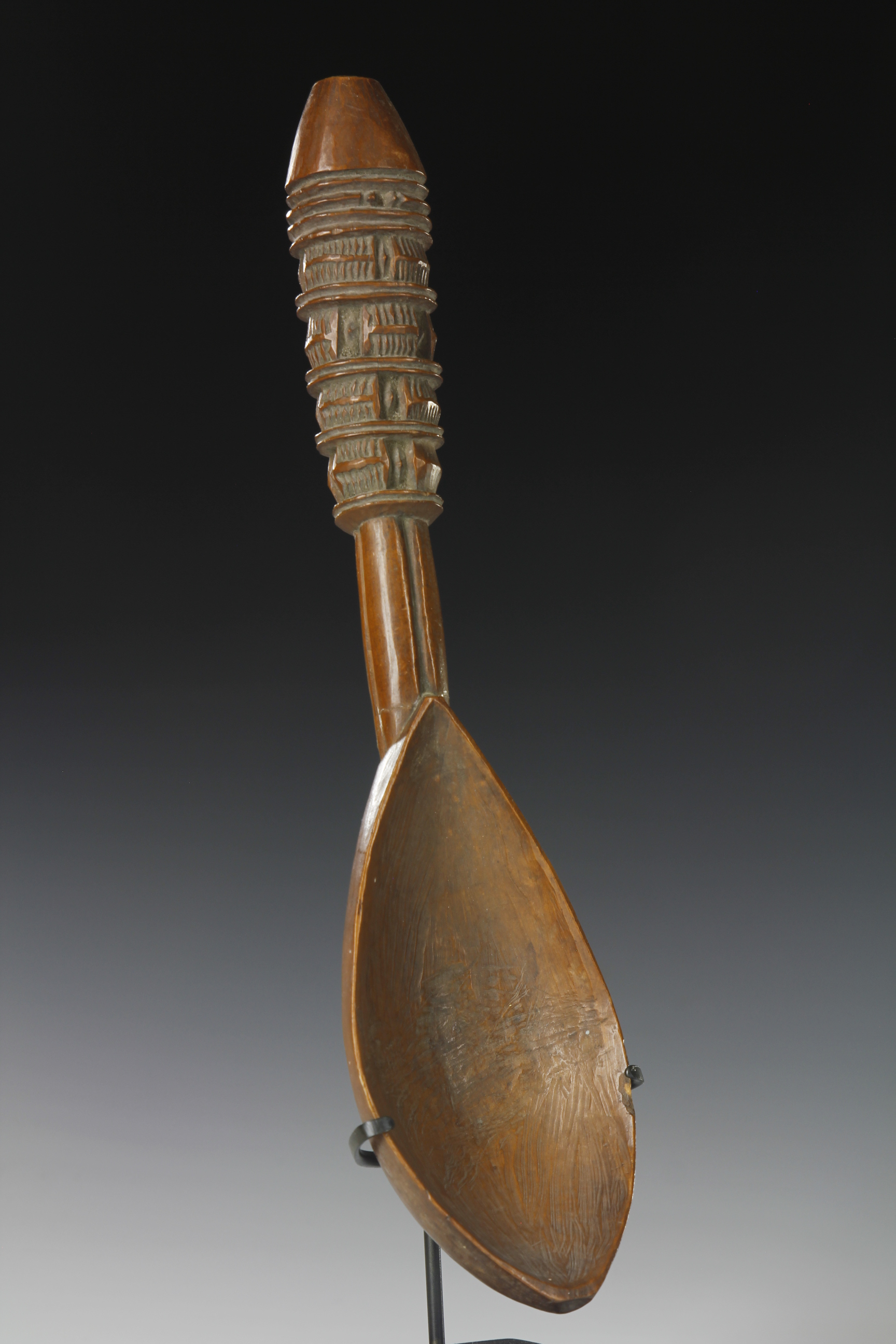 FINELY SCULPTURED  SPOON, SOMALIA