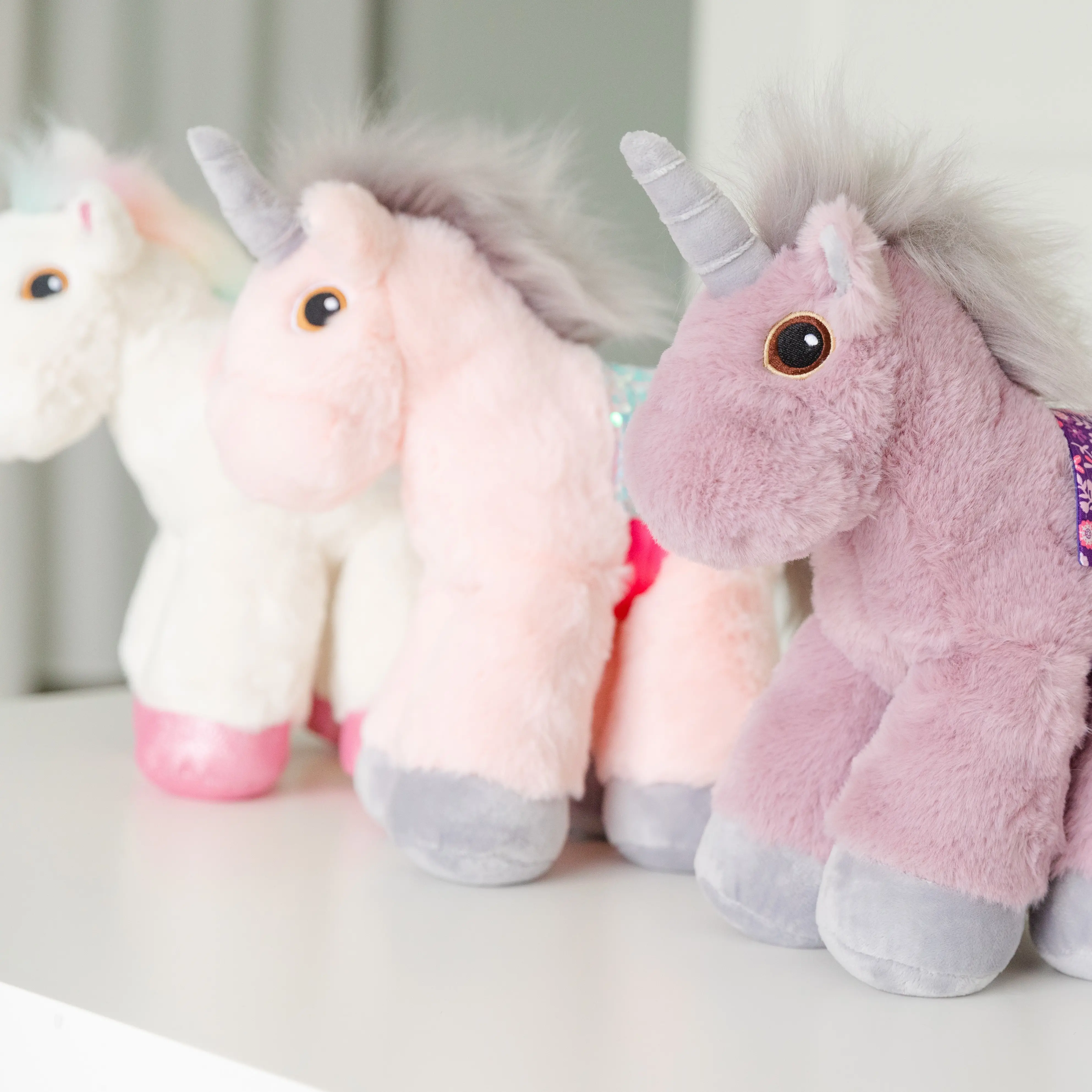 Rosavey with other unicorns