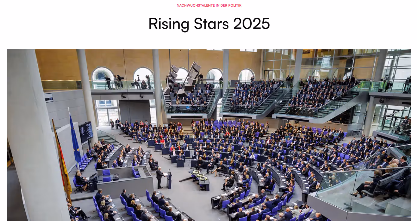 Blick in den gefüllten Plenarsaal im Deutschen Bundestag