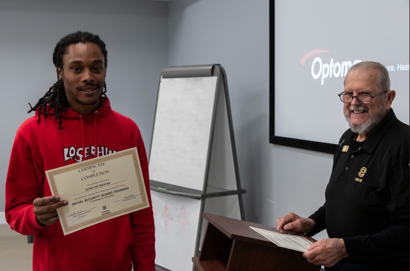 female-pointing-pistol