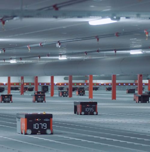 World's Fastest AS/RS | 4x Space and 99.7% Uptime | AutoStore