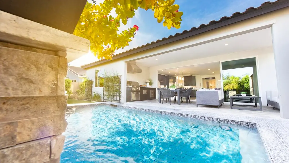 SDG&E Rebates and Tax Credits Help San Diego Homeowners Save on Energy-Efficient Windows and Doors