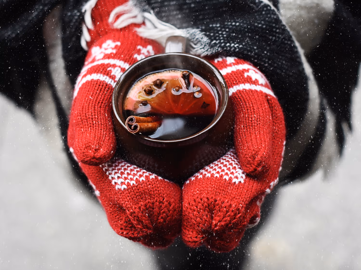Du vin chaud pour se réchauffer les mains