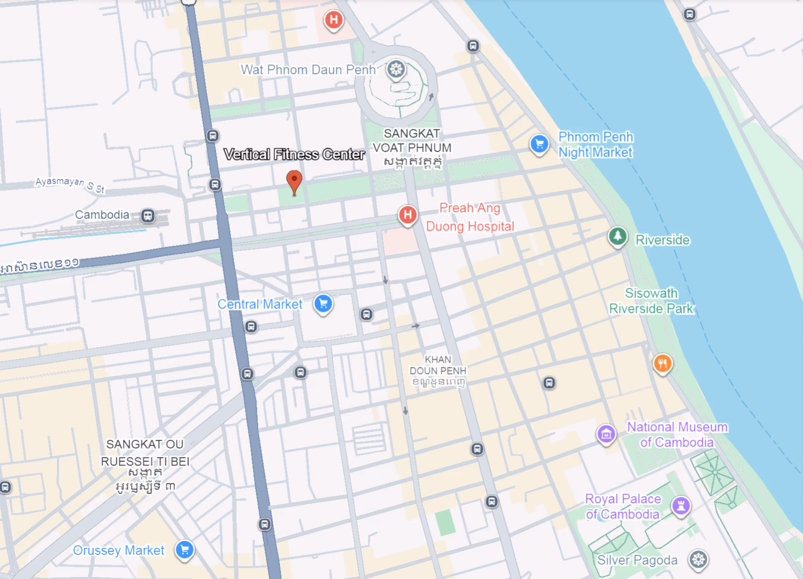 Map of Phnom Penh showing Vertical Fitness Center near Central Market and Riverside Park.