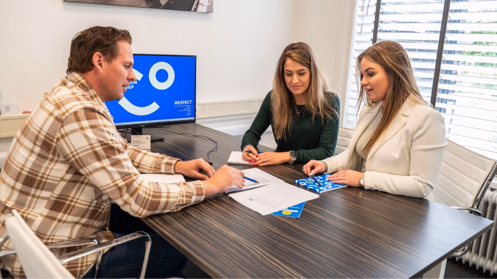 Contract ondertekenen