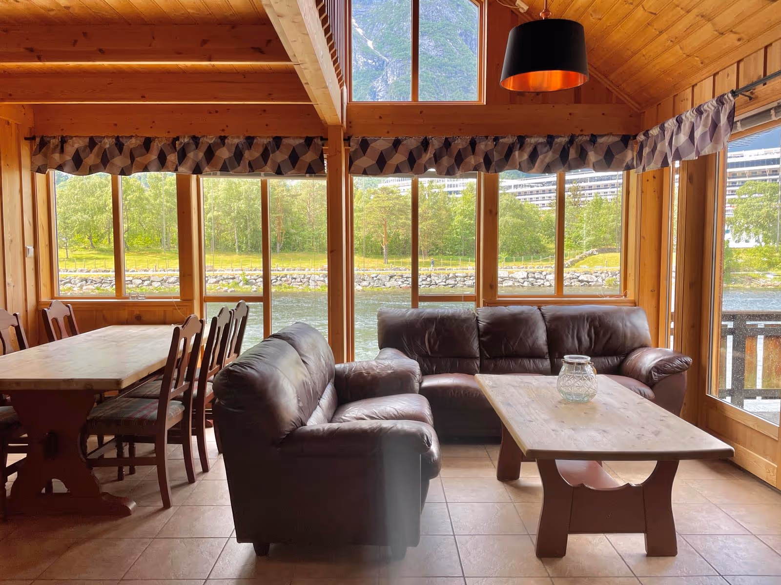 Cabin 3 for 7 persons