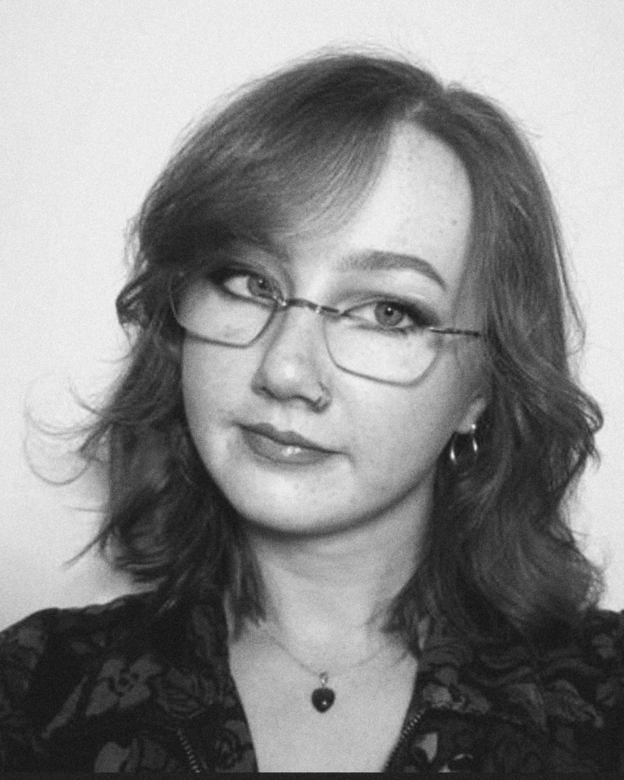 Issy, senior stylist at Cuttlefish Hove