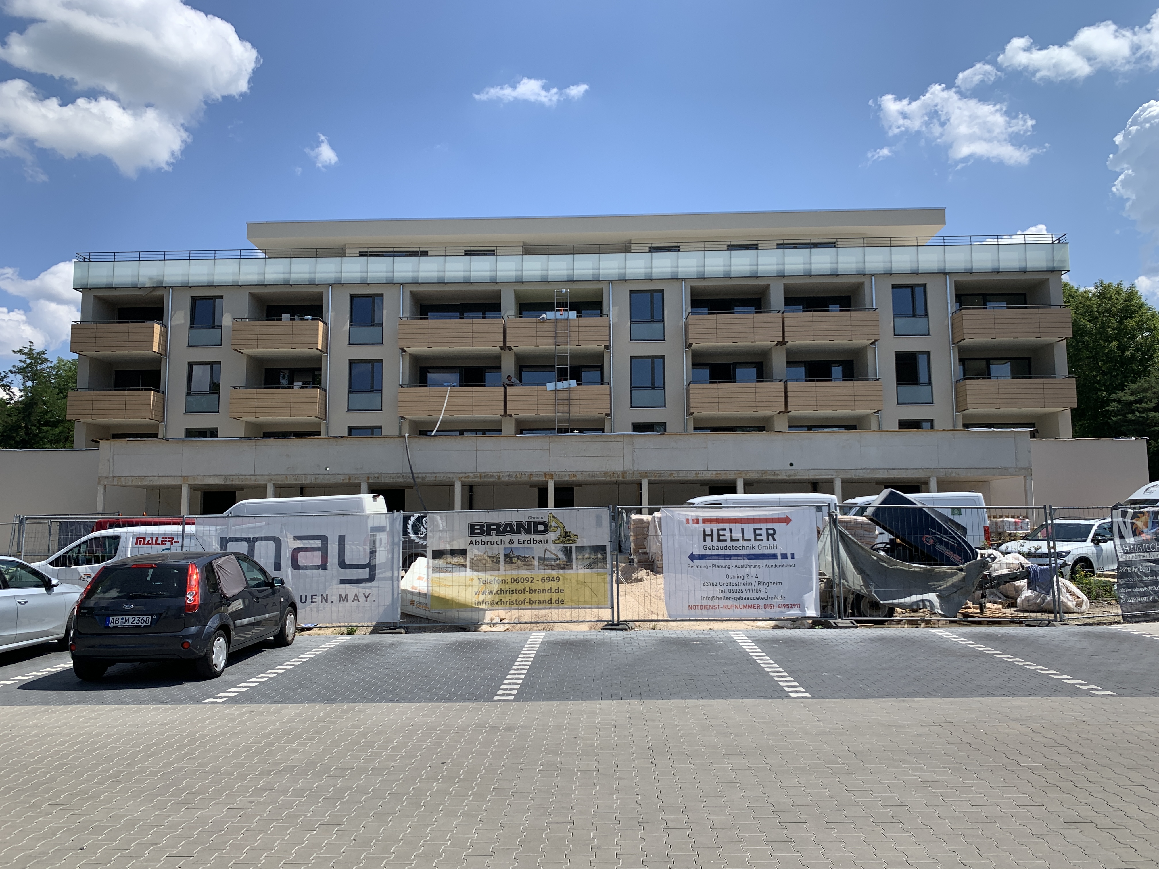 Drohnenaufnahme der Baustelle "Am Mainbogen" der May Firmengruppe in Erlenbach