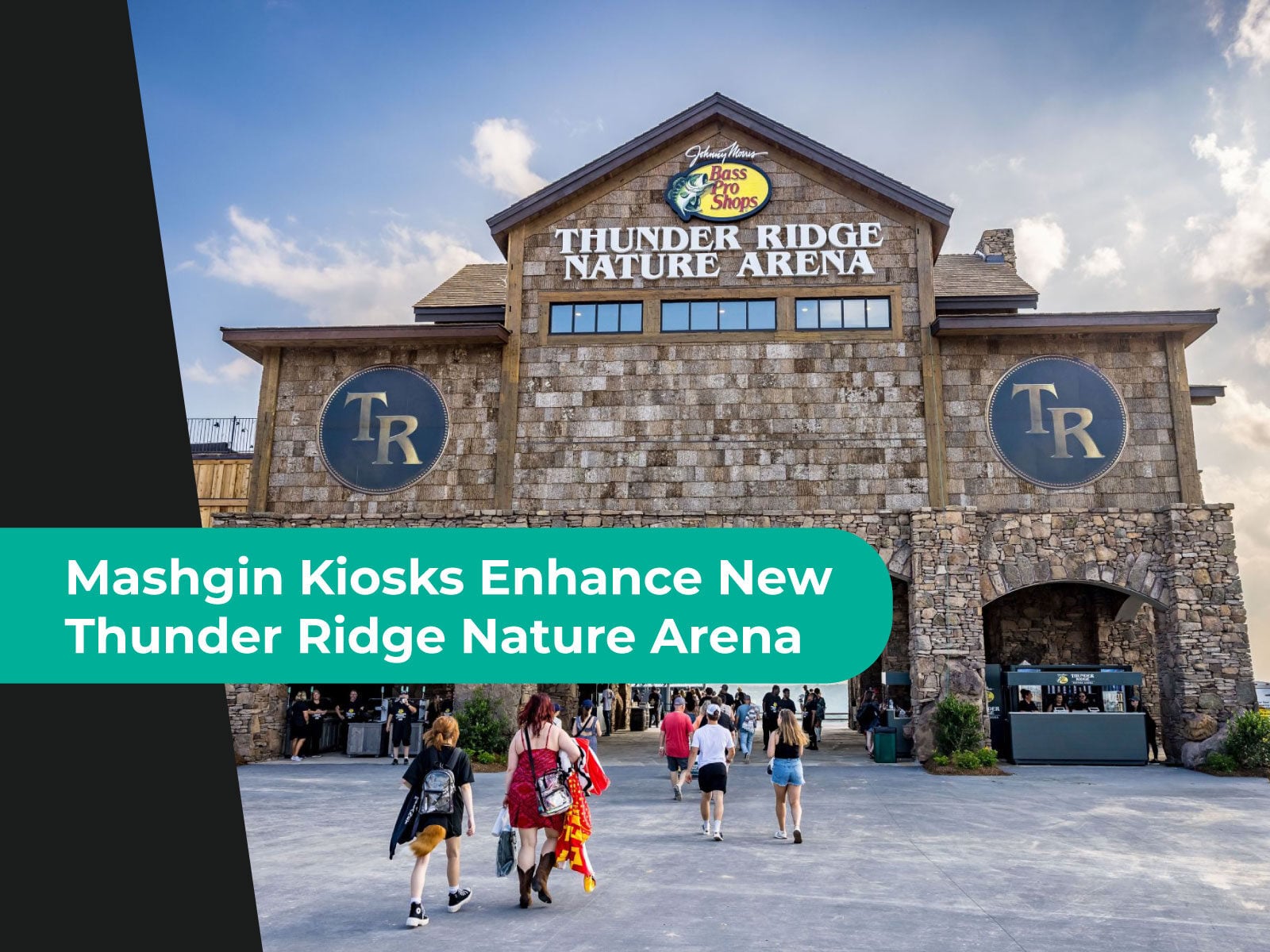Thunder Ridge Nature Arena Debuts with Mashgin Kiosks