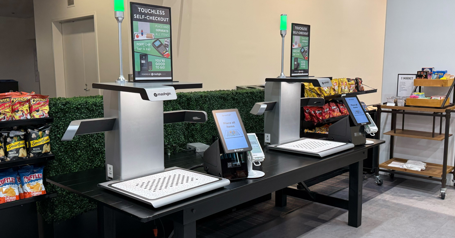 Revolutionizing the Food Service Industry with AI-Powered Self-Checkout Solutions