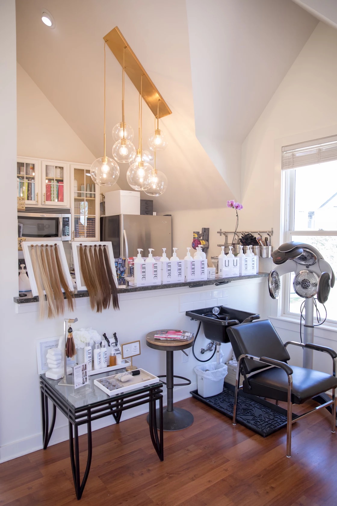 Light Styling, a salon focused on Natural Beaded Row hair extensions