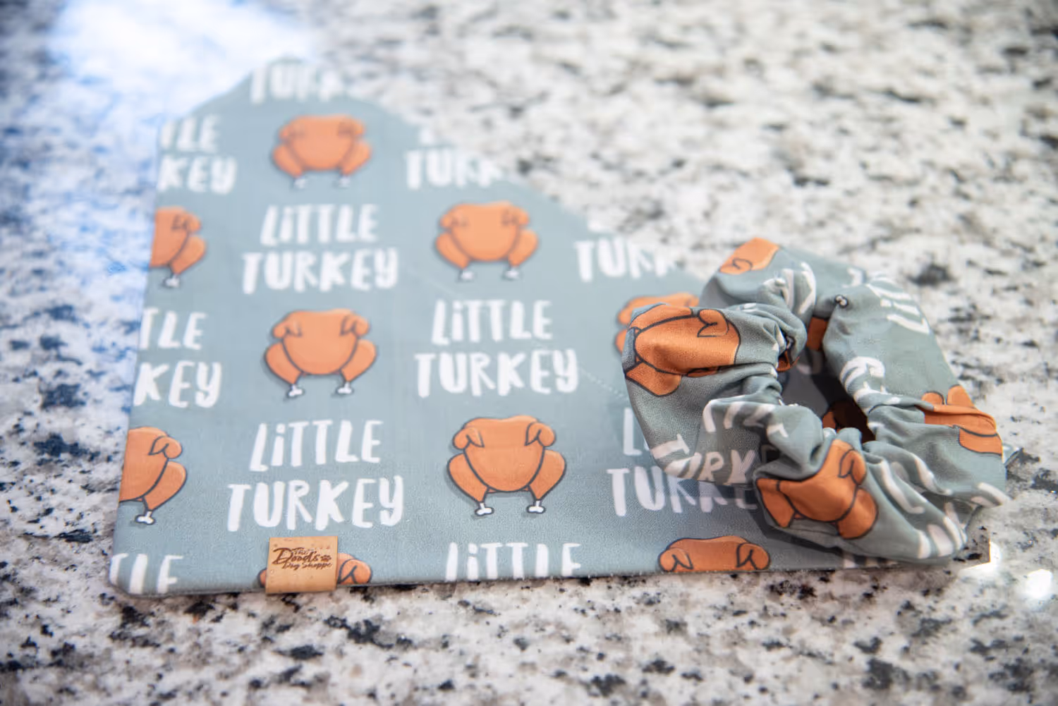 little turkey themed dog bandana and matching scrunchie close up