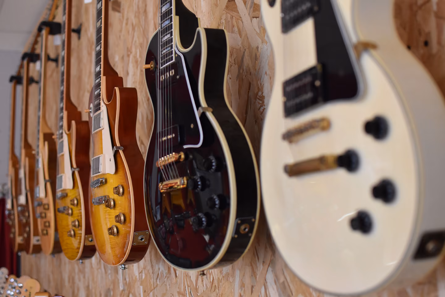 Les guitares du shop