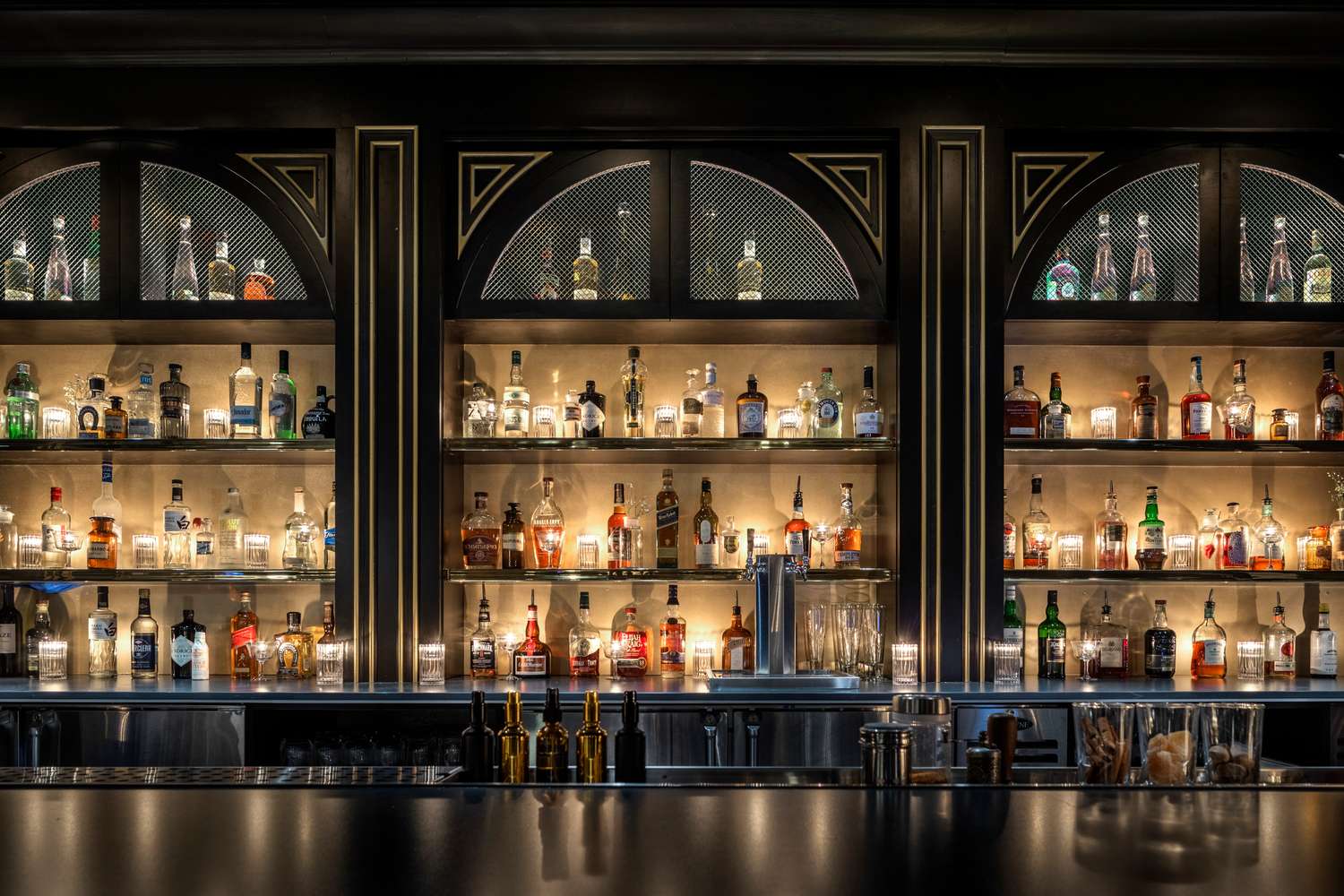 Still - Architecture - Bar & Rest. - Pepper - Thick as Thieves - 2022 (4oi3eoGo)