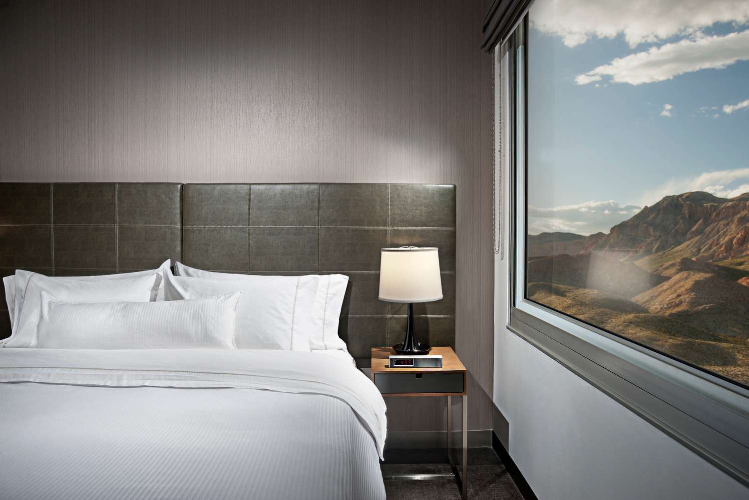 Still - Architecture - Hospitality - Marriott - Element Summerlin - 2014 (OgqIMnEY)