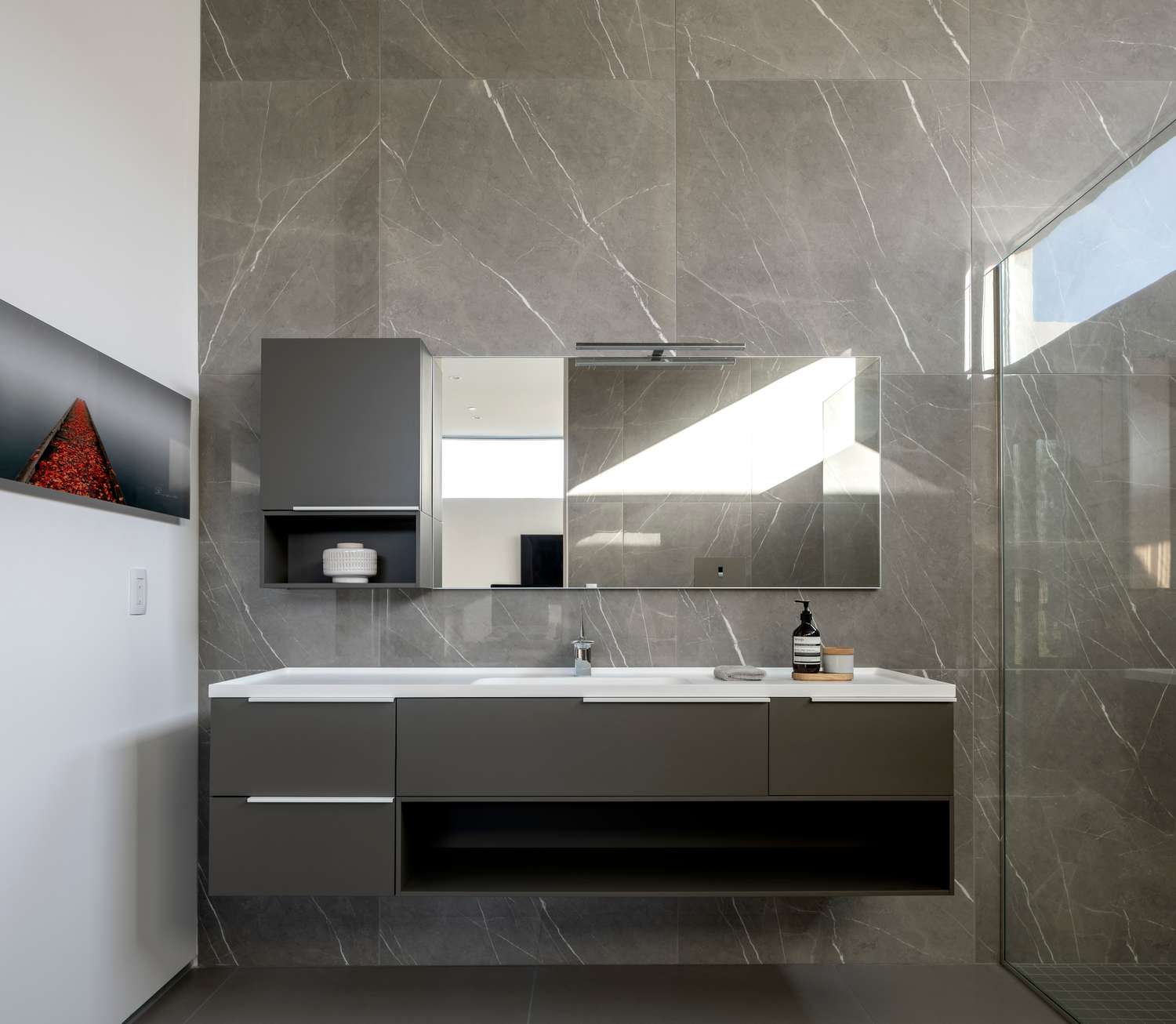 Still - Architecture - Residential - Simply Modern - 2020 (hG9sqfKw)