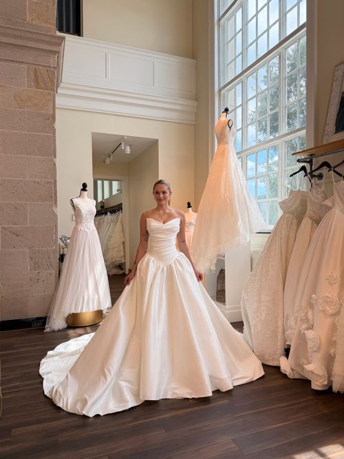 Couture strapless ball gown wedding dress in Fredericksburg Virginia