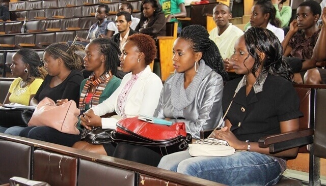 8 Common Money Mistakes that College Students Make