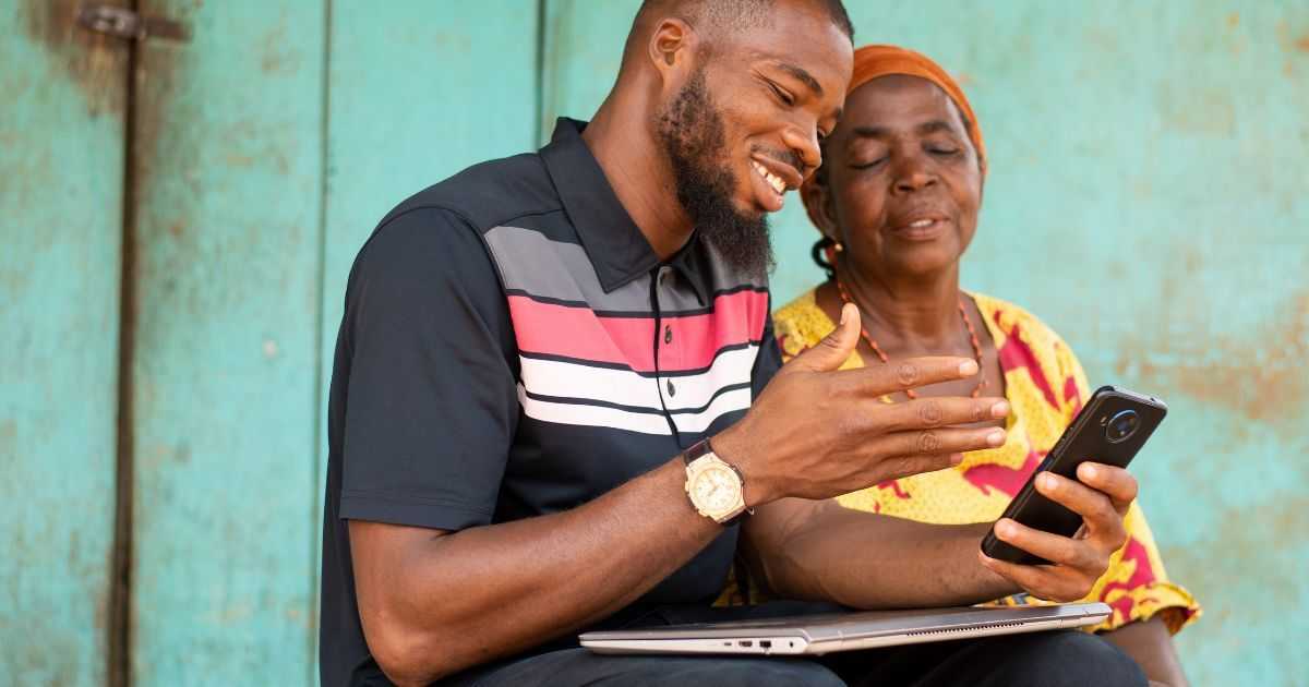 Top Profitable Side Hustles You Can Run Using a Smartphone Only