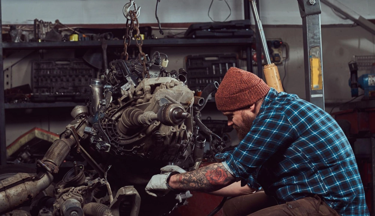 How Much Should Heavy Equipment Repair Cost? The Complete Cost Guide