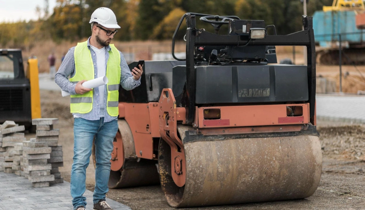 How to Estimate and Manage Construction Equipment Costs