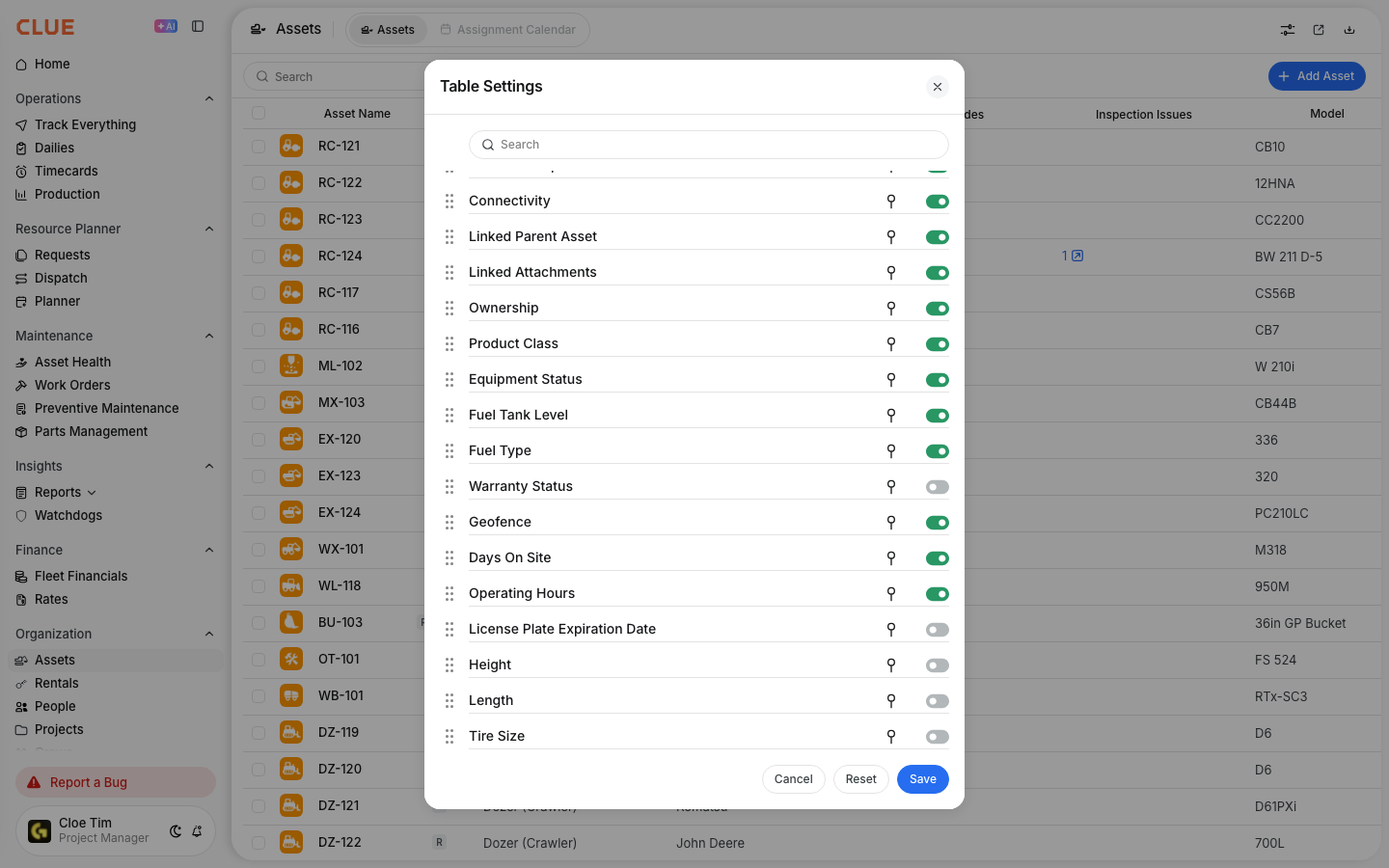 Table Settings list with equipment properties such as Height, Length and Tire Size