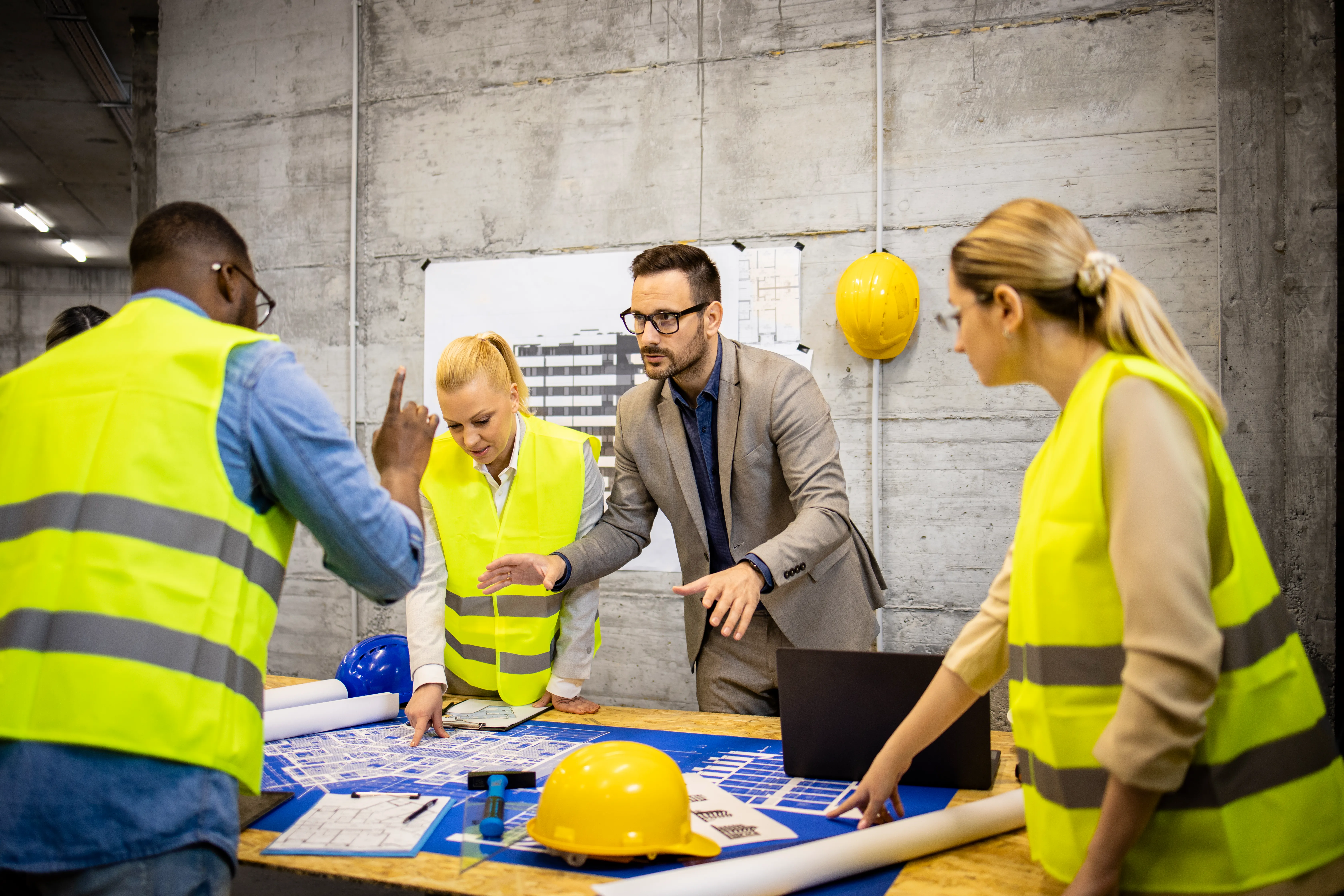 40 Daily Safety Topics To Keep Teams Focused