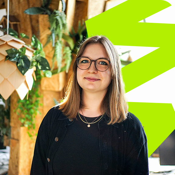 Portrait Maja Weise mit Path