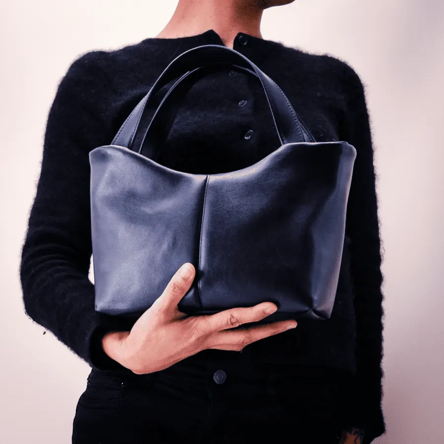 The Lubay Hagna shoulder bag in Leap Cognac