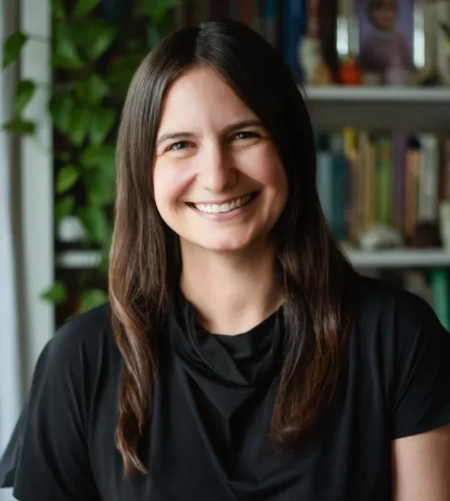 Lauren Rosalanko, Financial Coach.