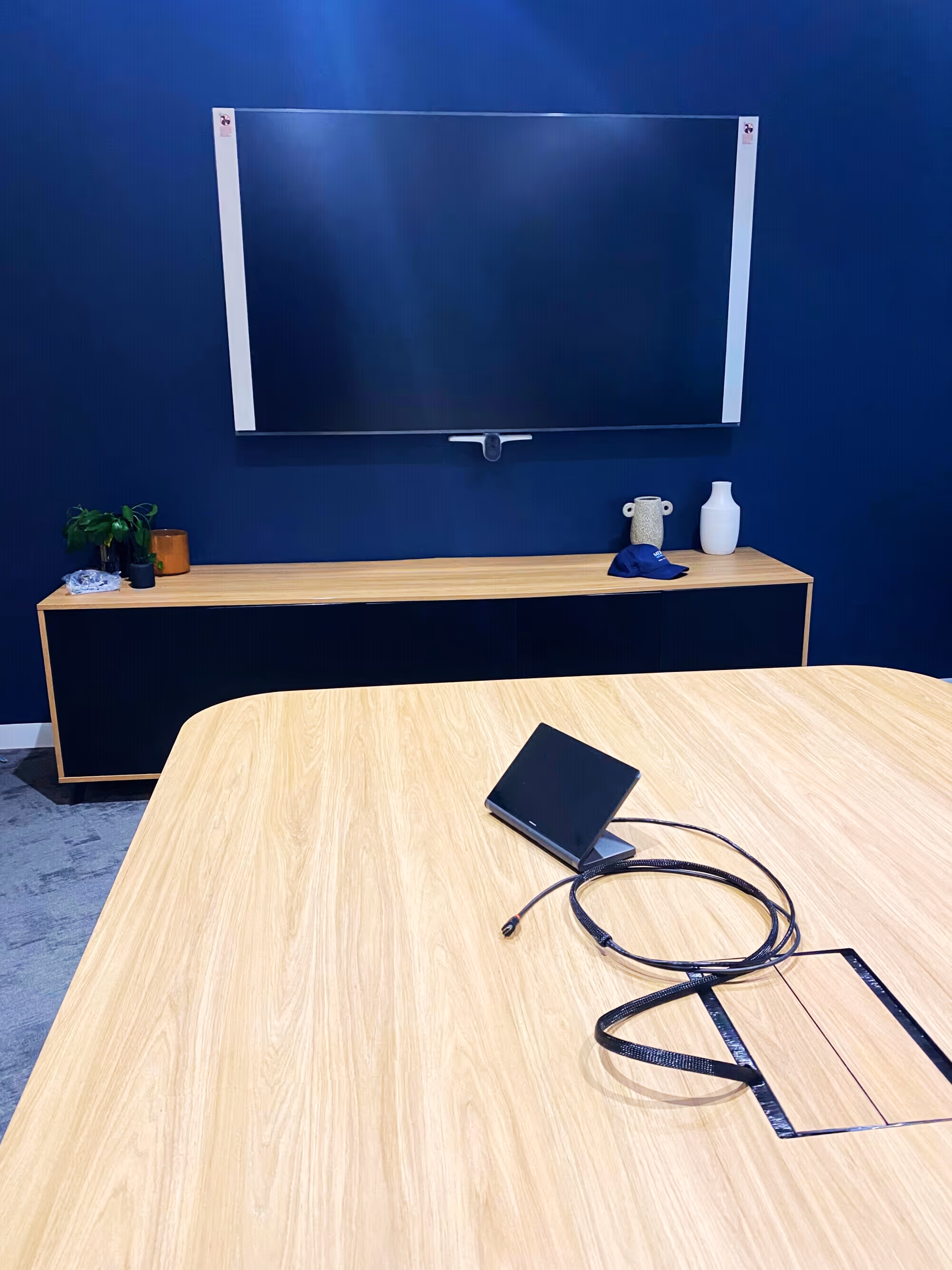 Large Microsoft Teams conference room utilising Crestron, Poly and biamp hardware