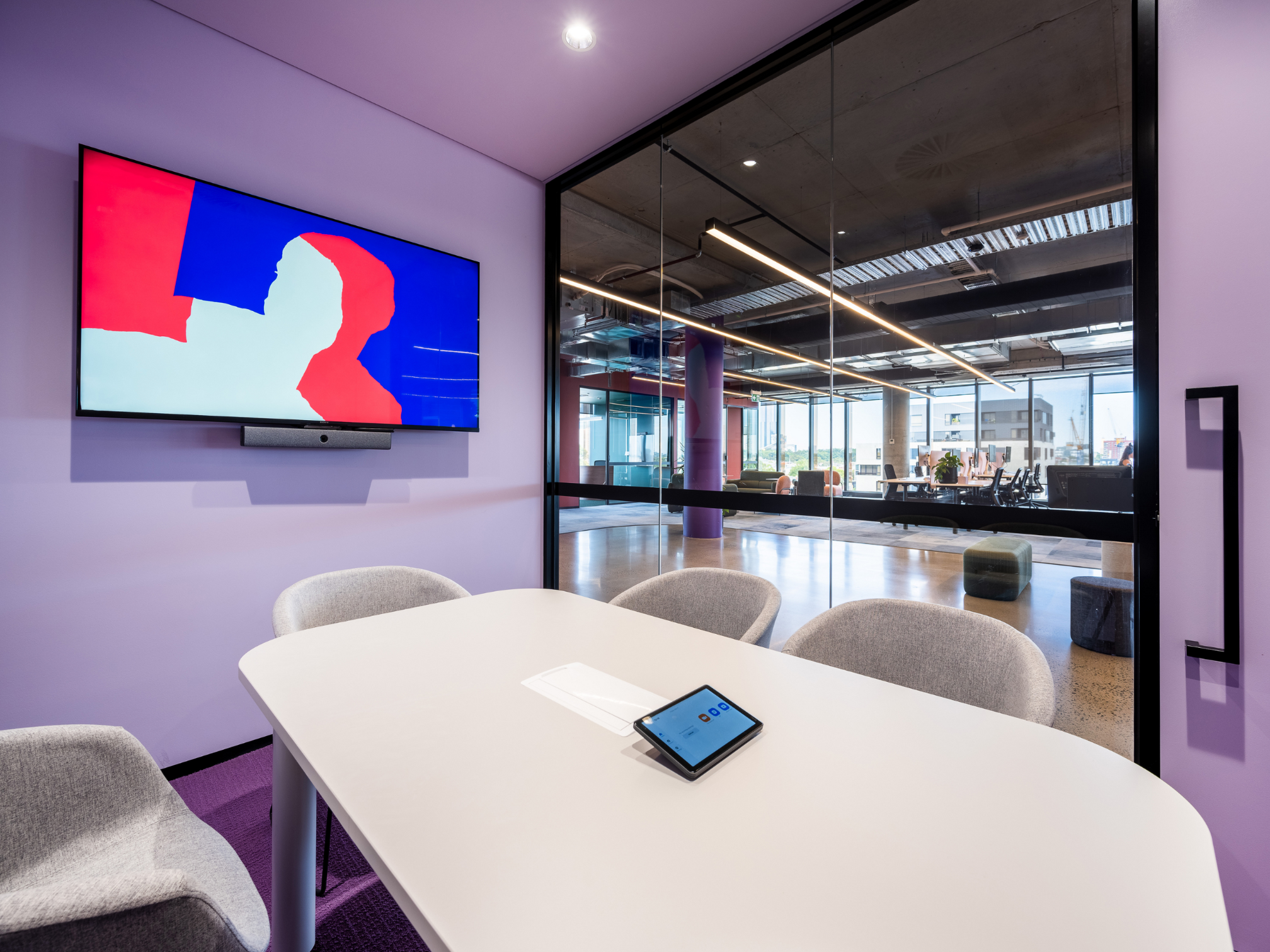 Small Zoom Room equipped with Neat Bar, Neat Pad, and Sony display.