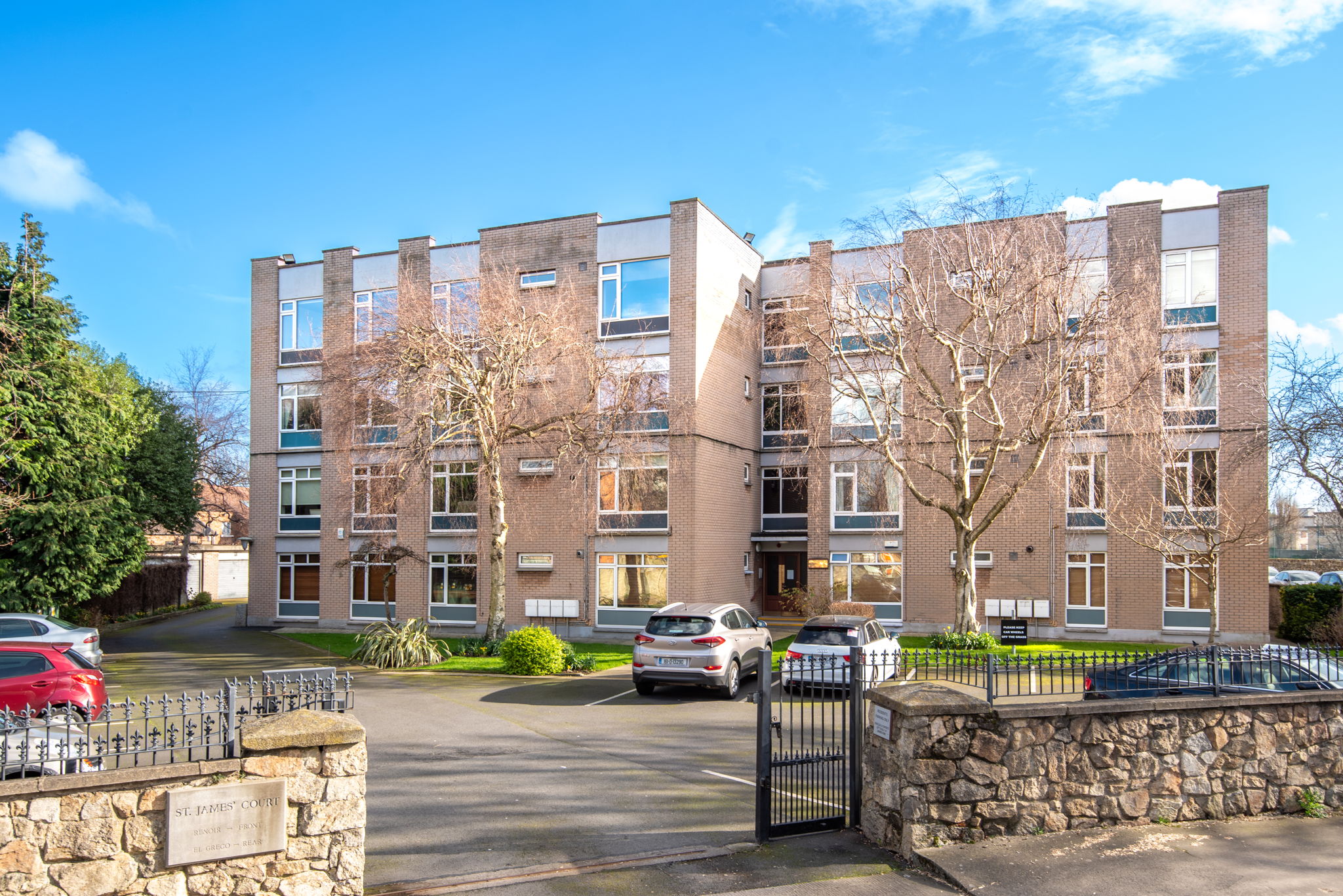 Apartment 10, El Greco, St James Court, Serpentine Avenue, D04E303