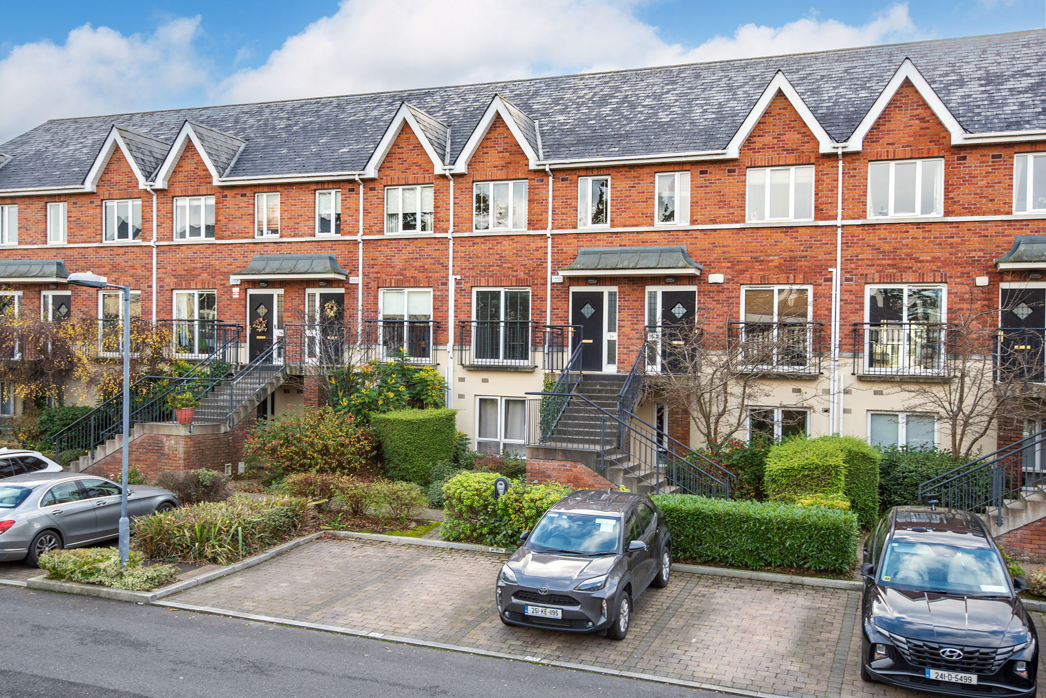 24 Ballintyre Meadows , Ballinteer, Dublin 16, D16 HY80