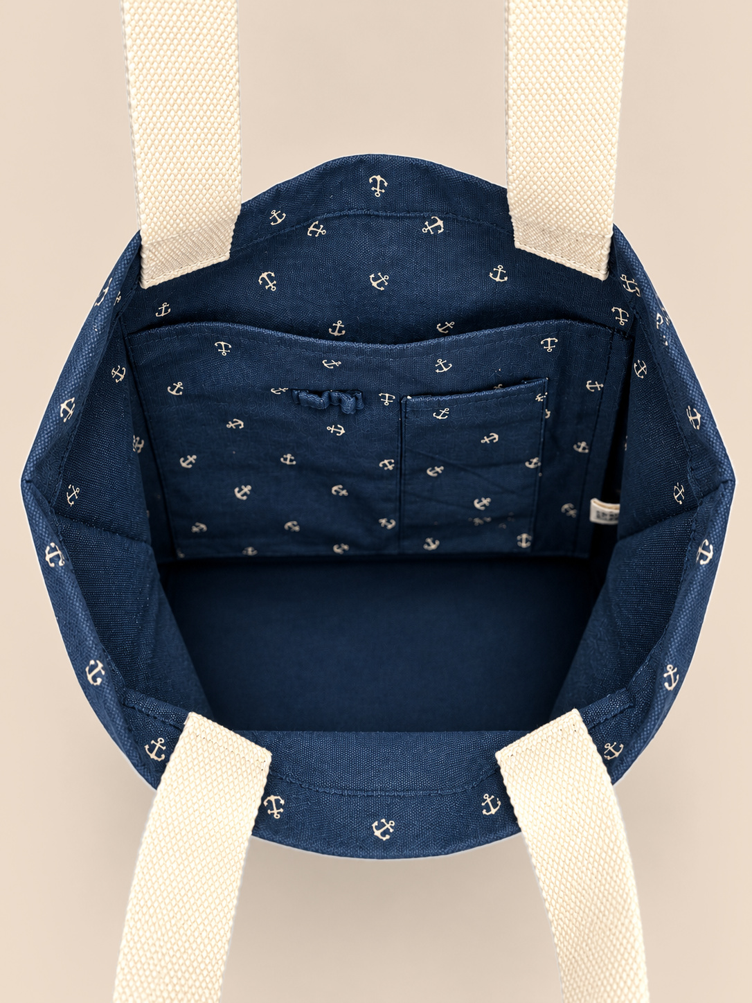 Anchor tote, interior
