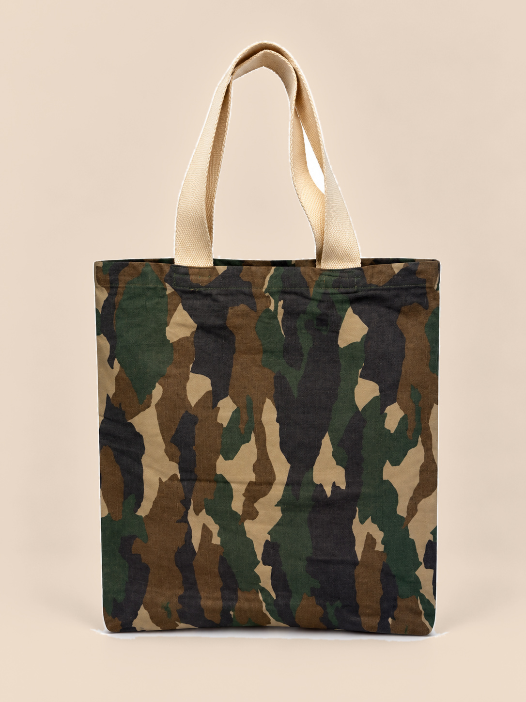 Camo tote, studio plain side