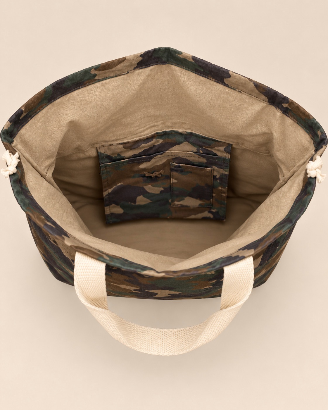 Camo cinch tote, interior