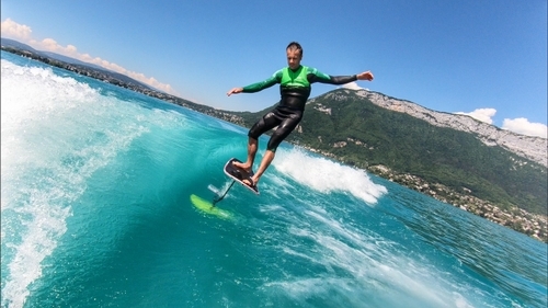 Wake Foil sur le Lac d'Annecy