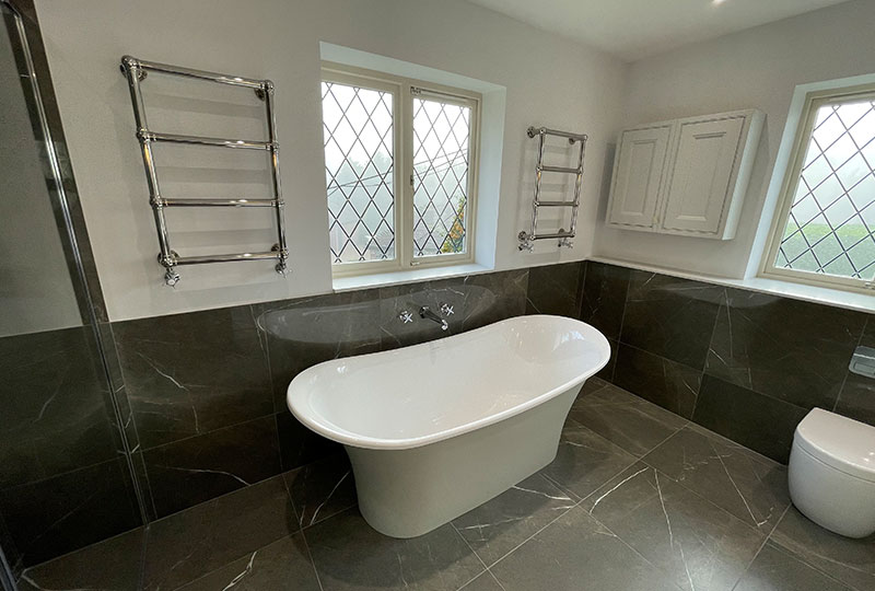 Ensuite bath design and installation